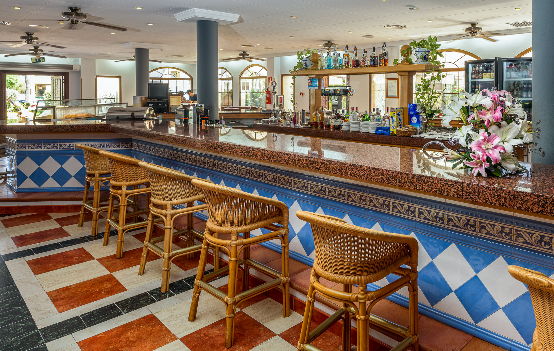 144_alta_playaballena Restauracion.jpg